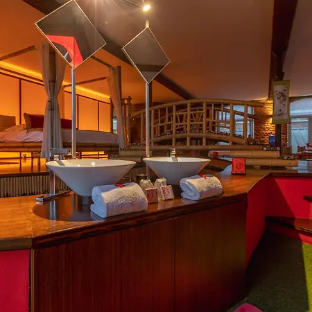 Le Baiser De Shogun Love hôtel *